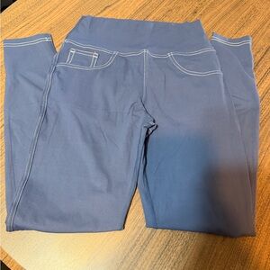 High-Rise Navy Leggings with Contrast Stitching